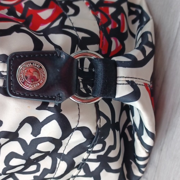 Coach Poppy Flower Graffiti Large Tote - Picture 6 of 15